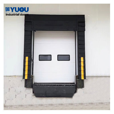 Logistics PVC Loading Dock Shelters Door Seals 2.6m Width Thermal Insulation 3.0m Height